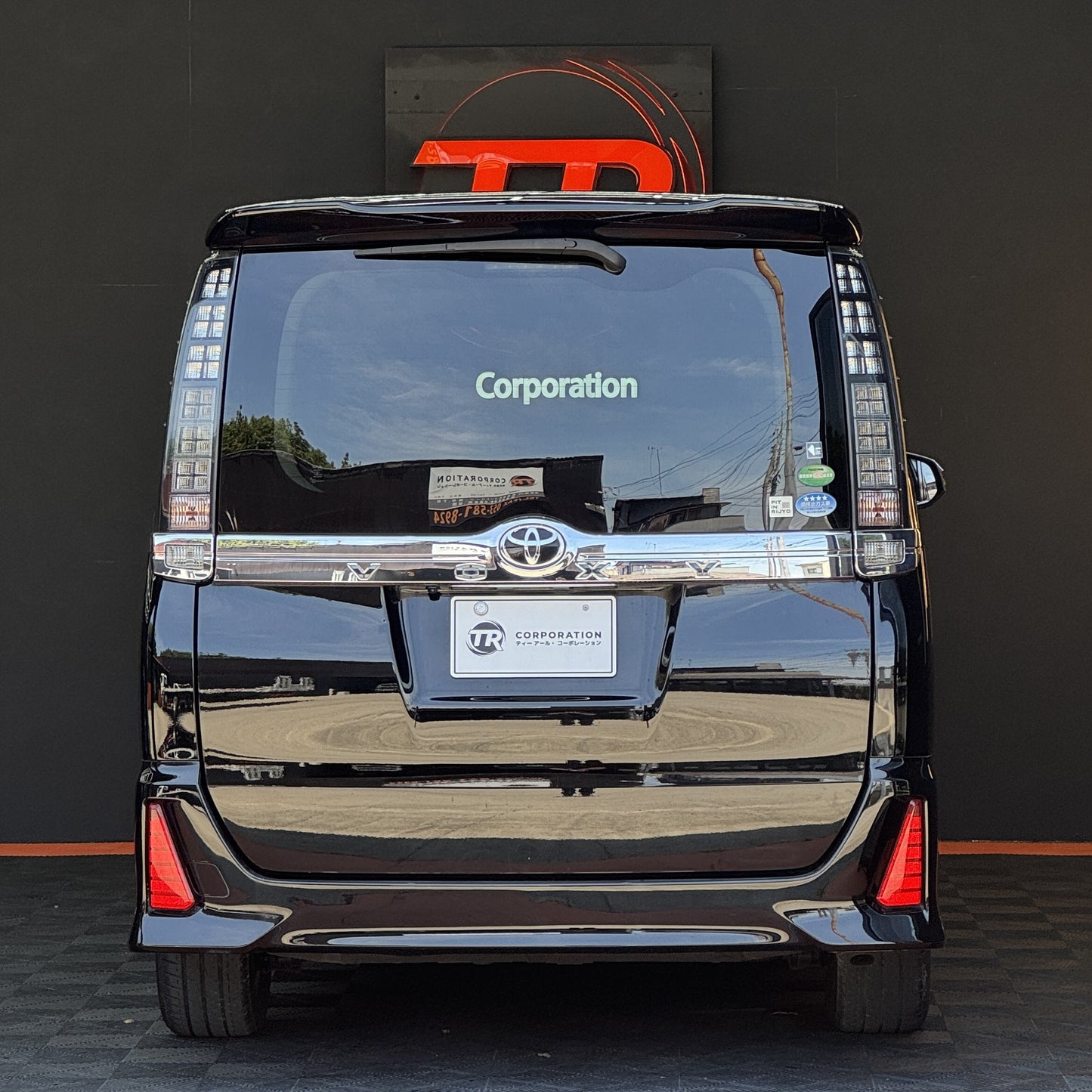 Toyota Voxy ZS