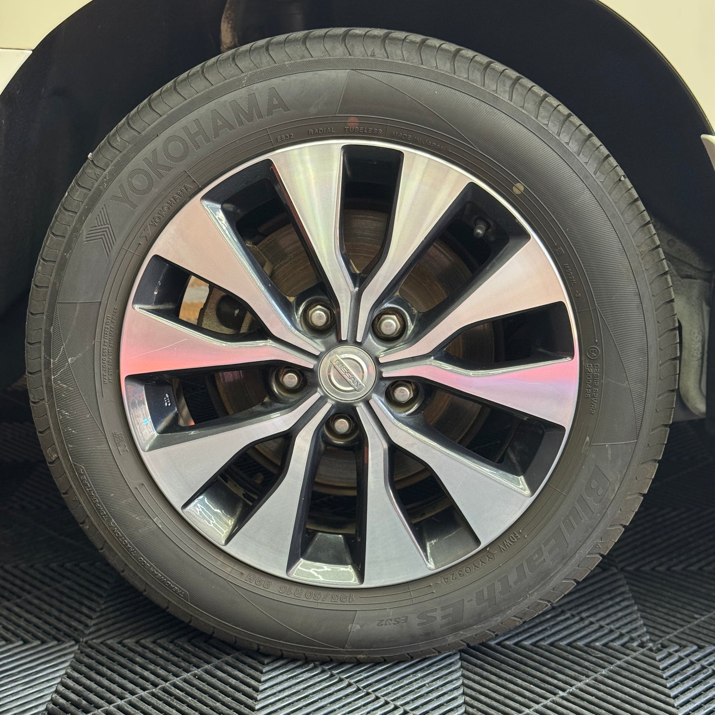 Nissan Serena Highway-star Hybrid