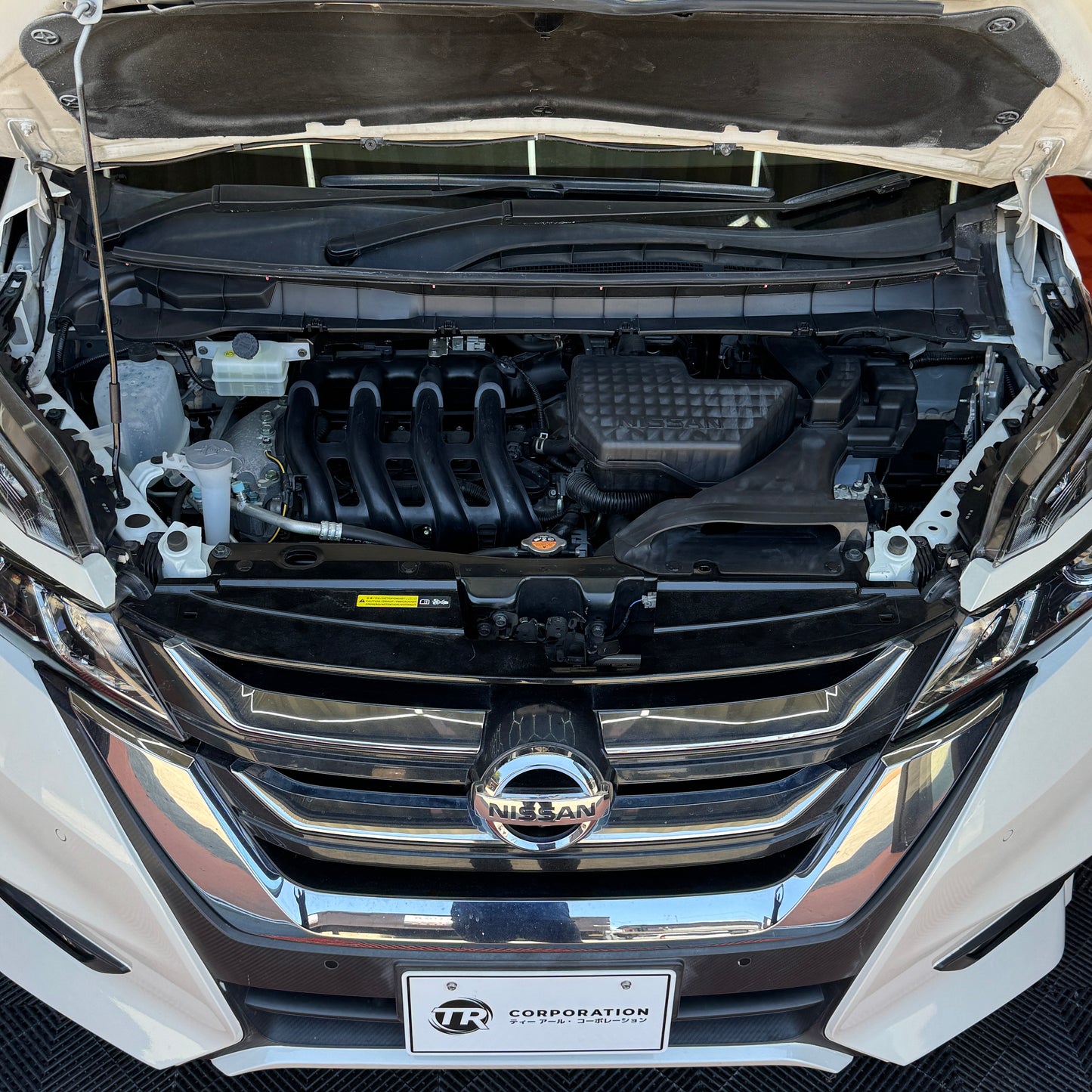Nissan Serena Highway-star Hybrid