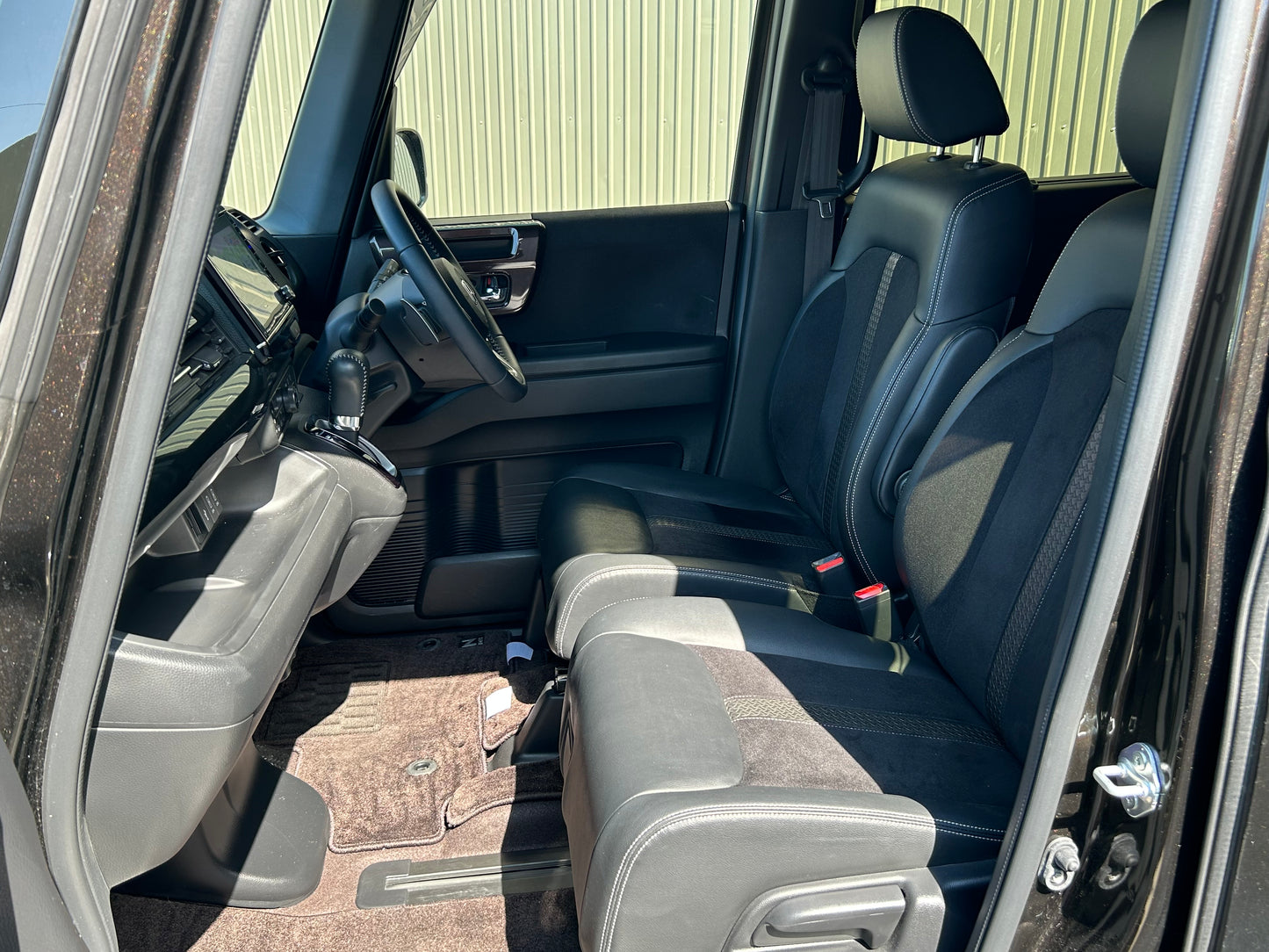 Honda N-BOX Custom