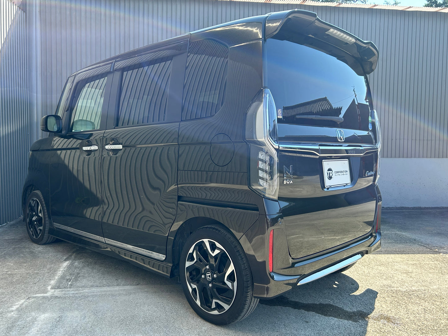 Honda N-BOX Custom