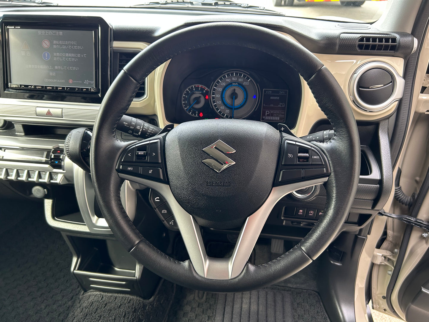Suzuki X-Bee