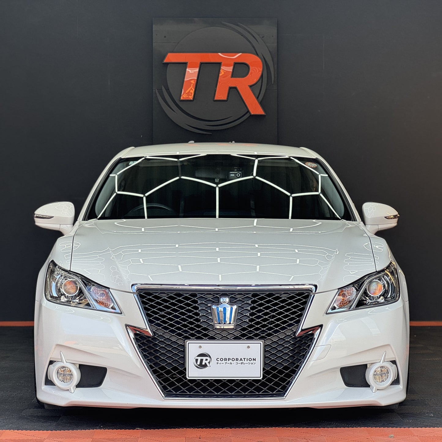 Toyota Crown Hybrid Athlete S