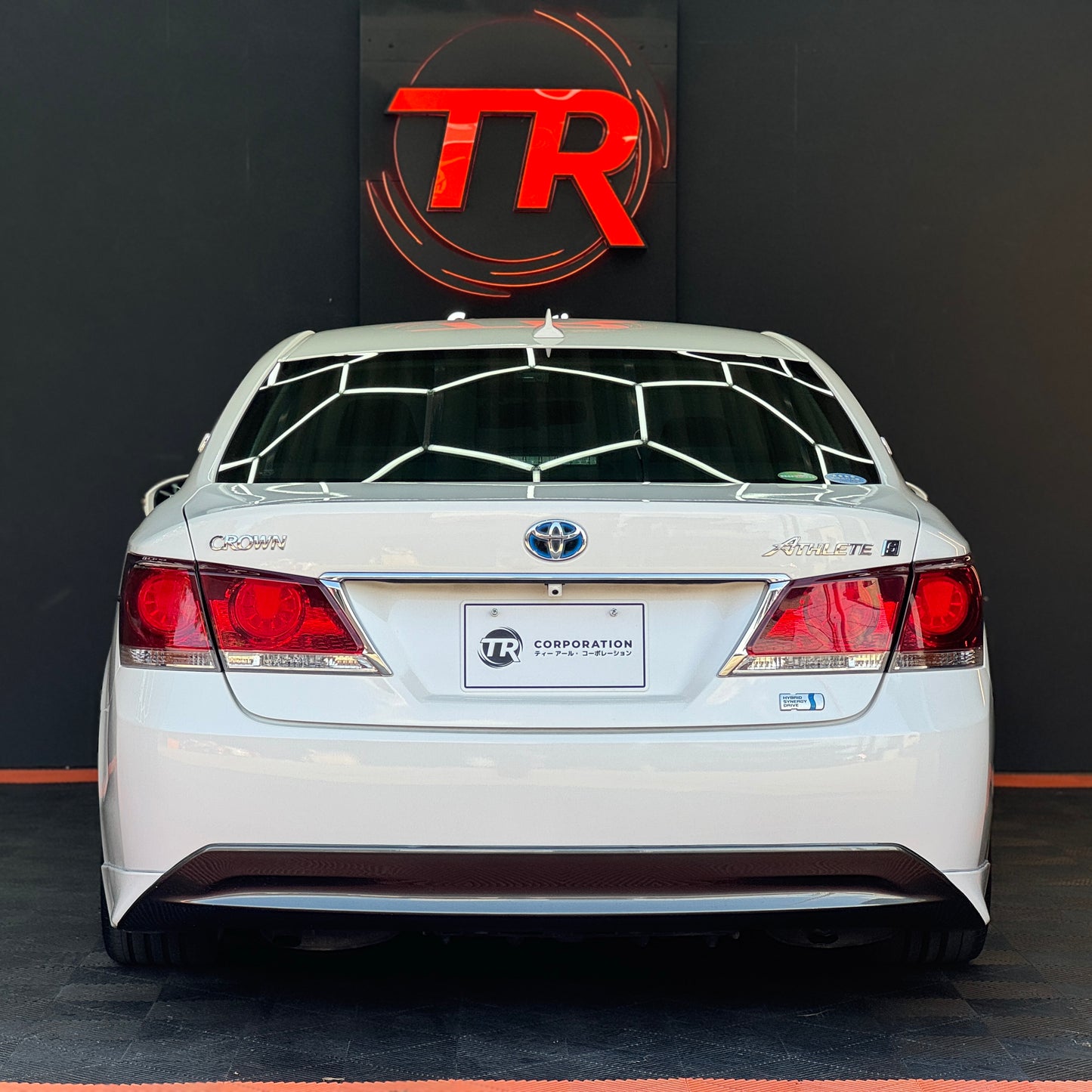 Toyota Crown Hybrid Athlete S