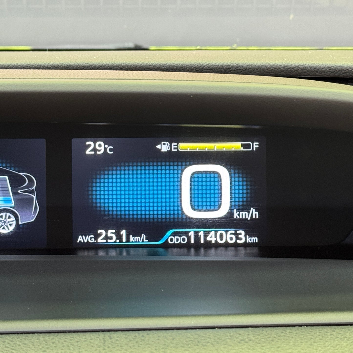 Toyota Prius S Touring Selection e-four 4WD