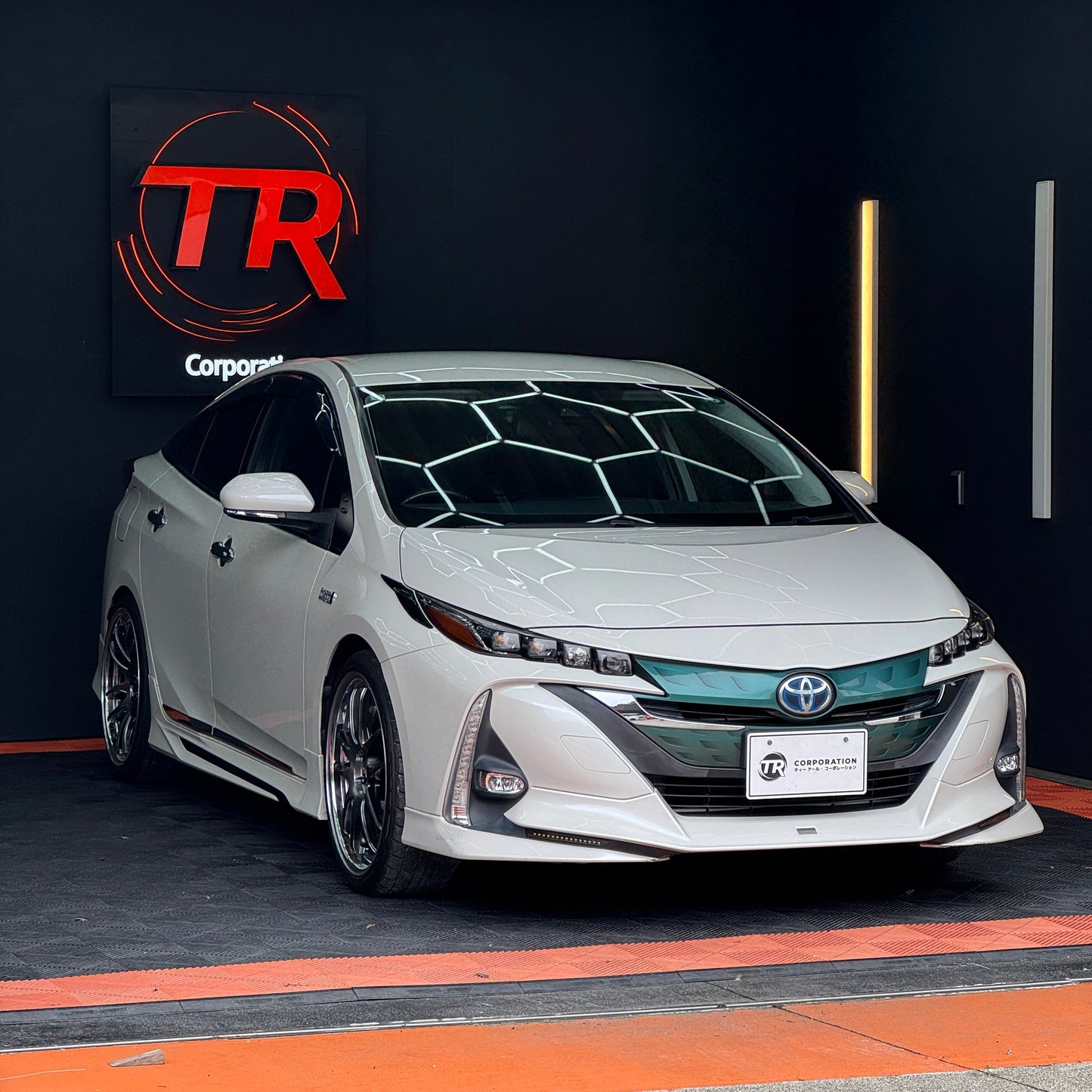 Toyota Prius PHV NAVI Package