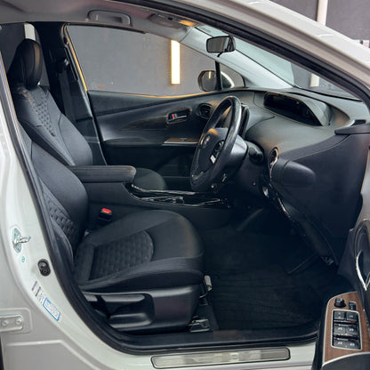 Toyota Prius PHV NAVI Package