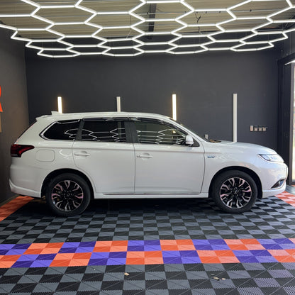 Mitsubishi Outlander PHEV 4WD