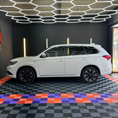 Mitsubishi Outlander PHEV 4WD