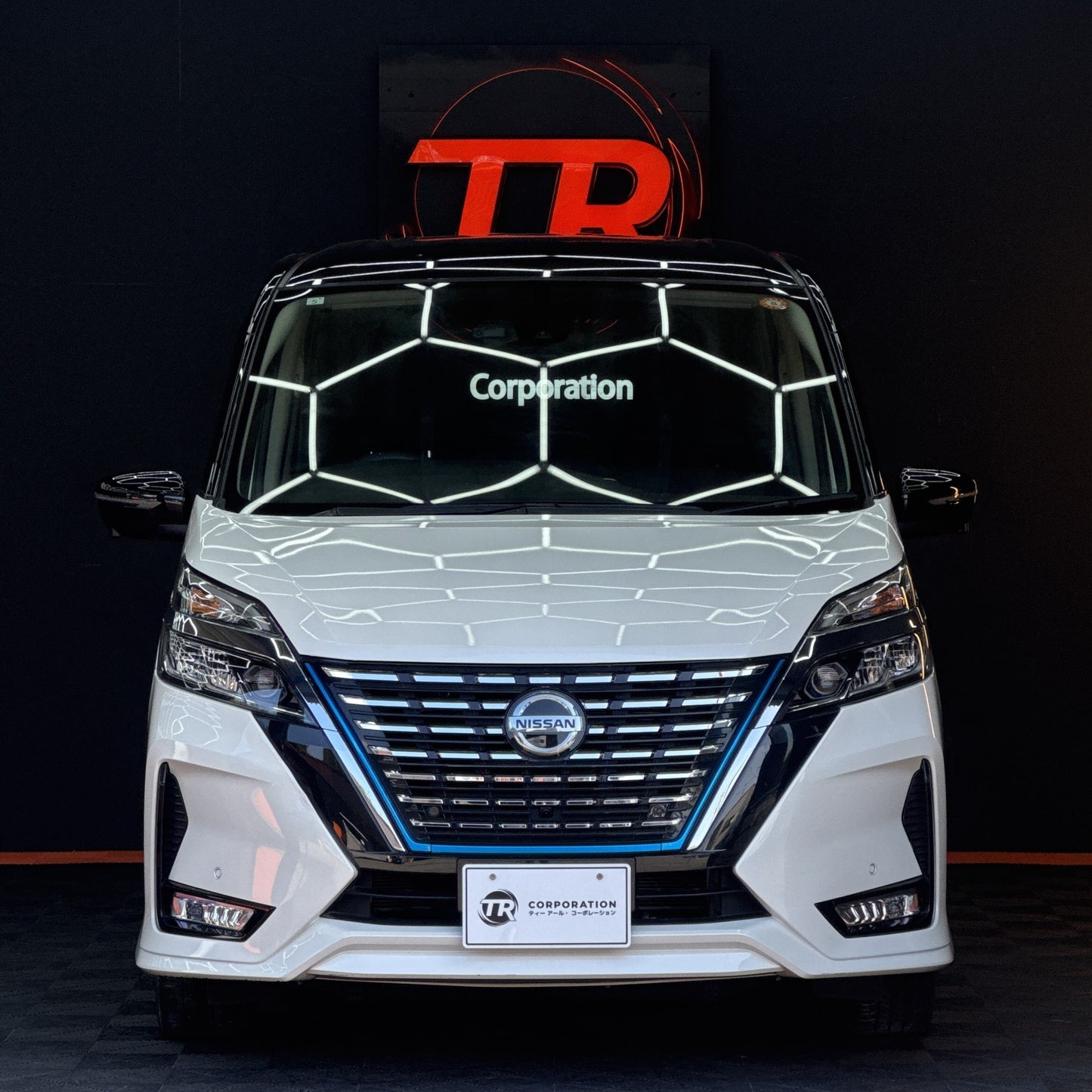 Nissan Serena Highway-Star V e-Power