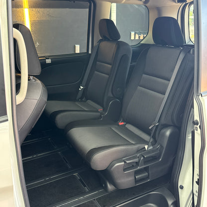 Nissan Serena Highway-Star V e-Power
