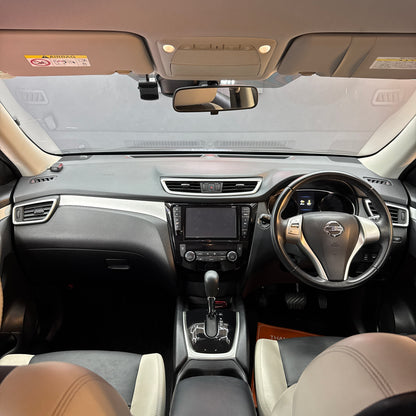 X-Trail Premium Hybrid 4WD