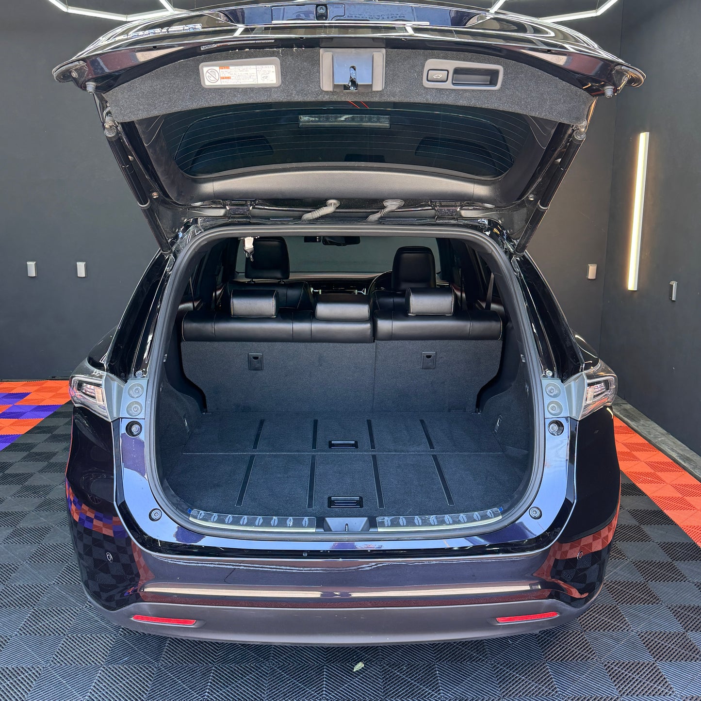 Toyota Harrier Mode Premium