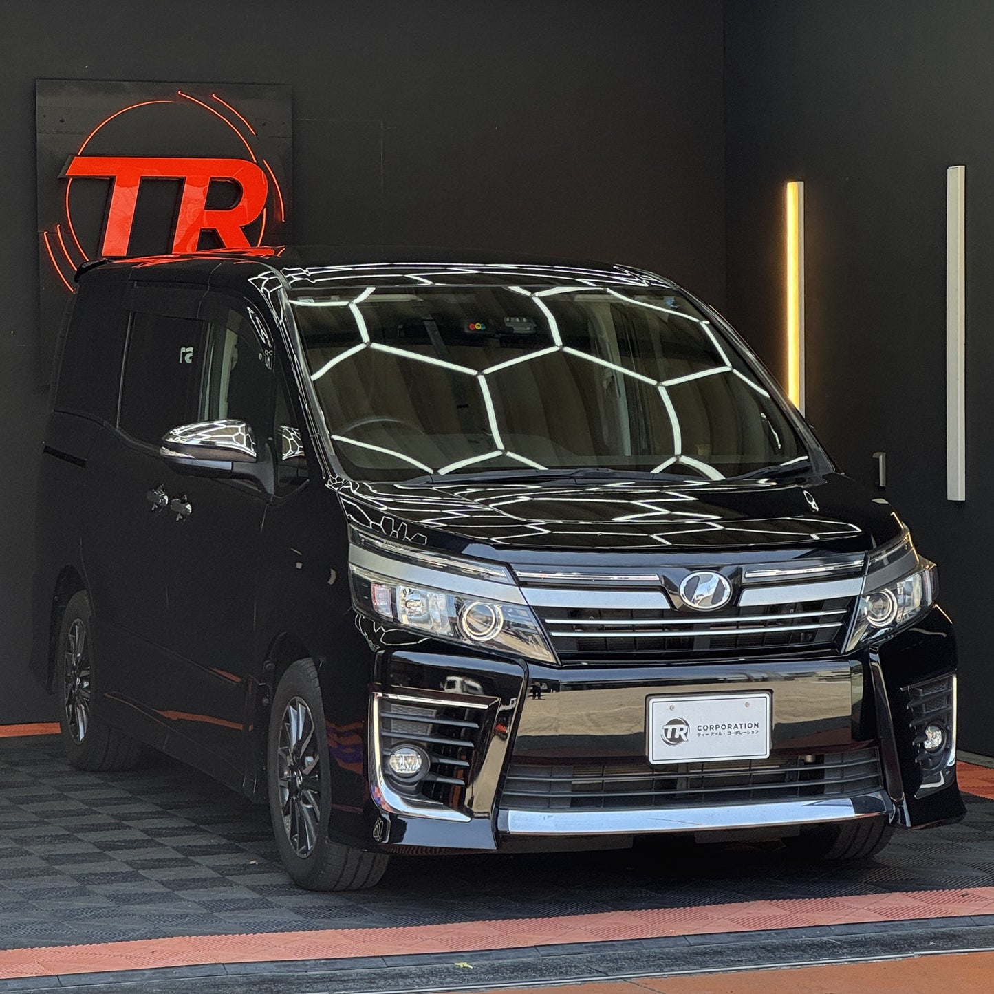 Toyota Voxy ZS