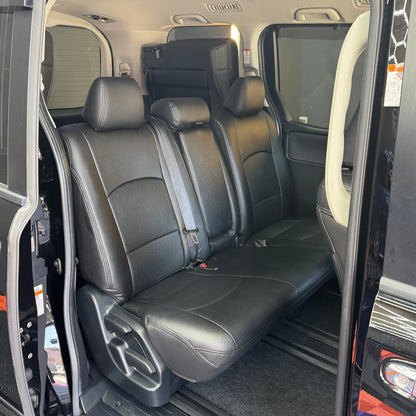Toyota Voxy ZS