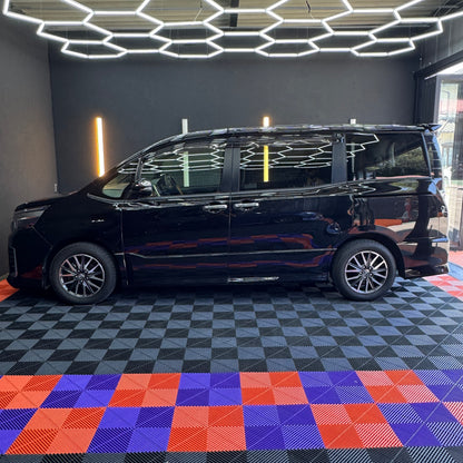 Toyota Voxy ZS
