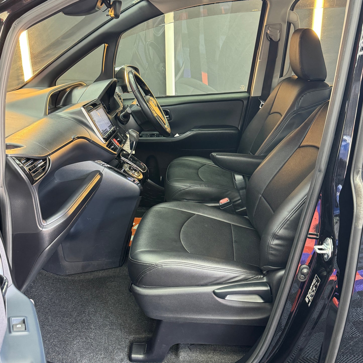 Toyota Voxy ZS