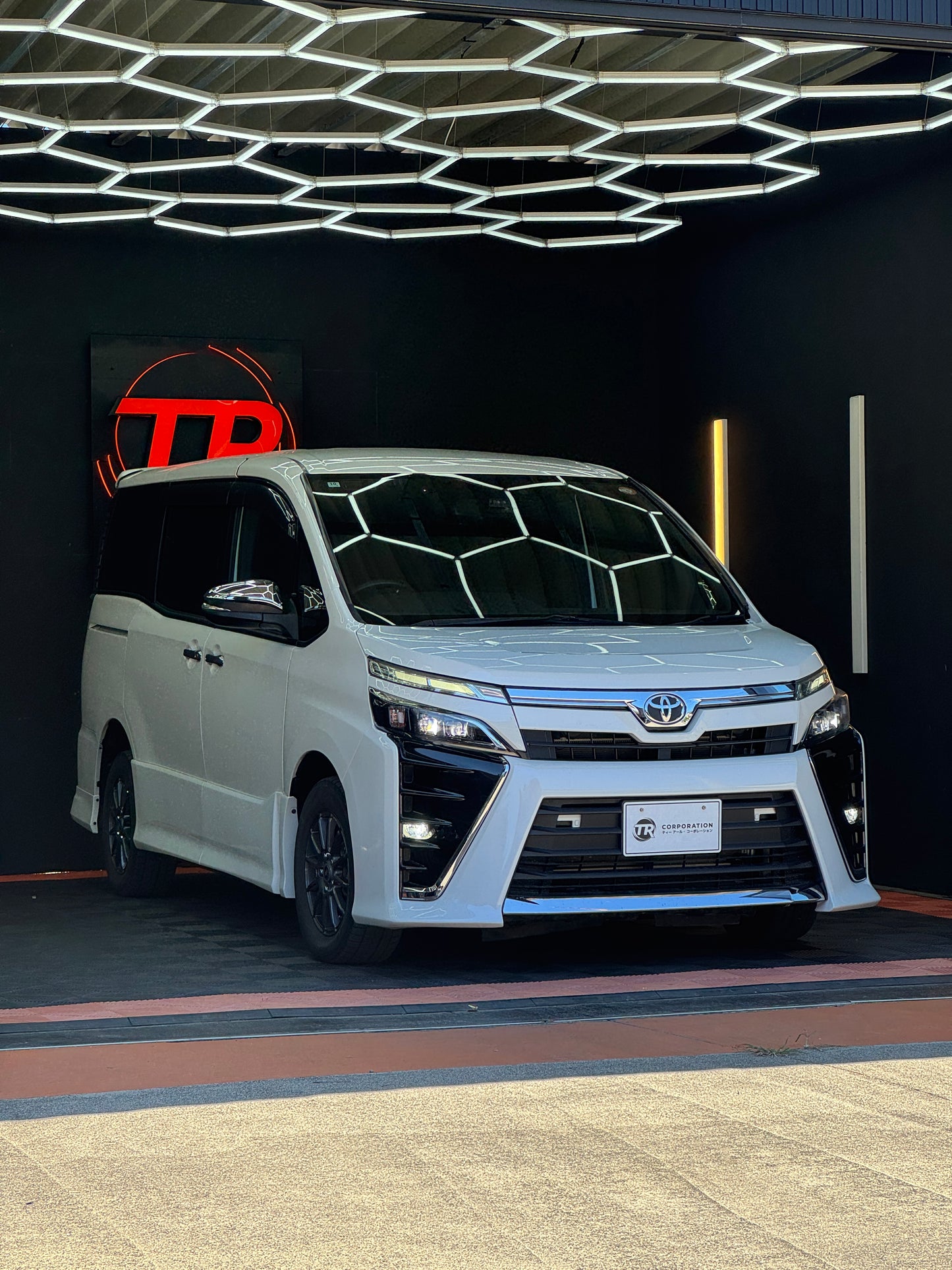 Toyota Voxy ZS Kirameki 4WD