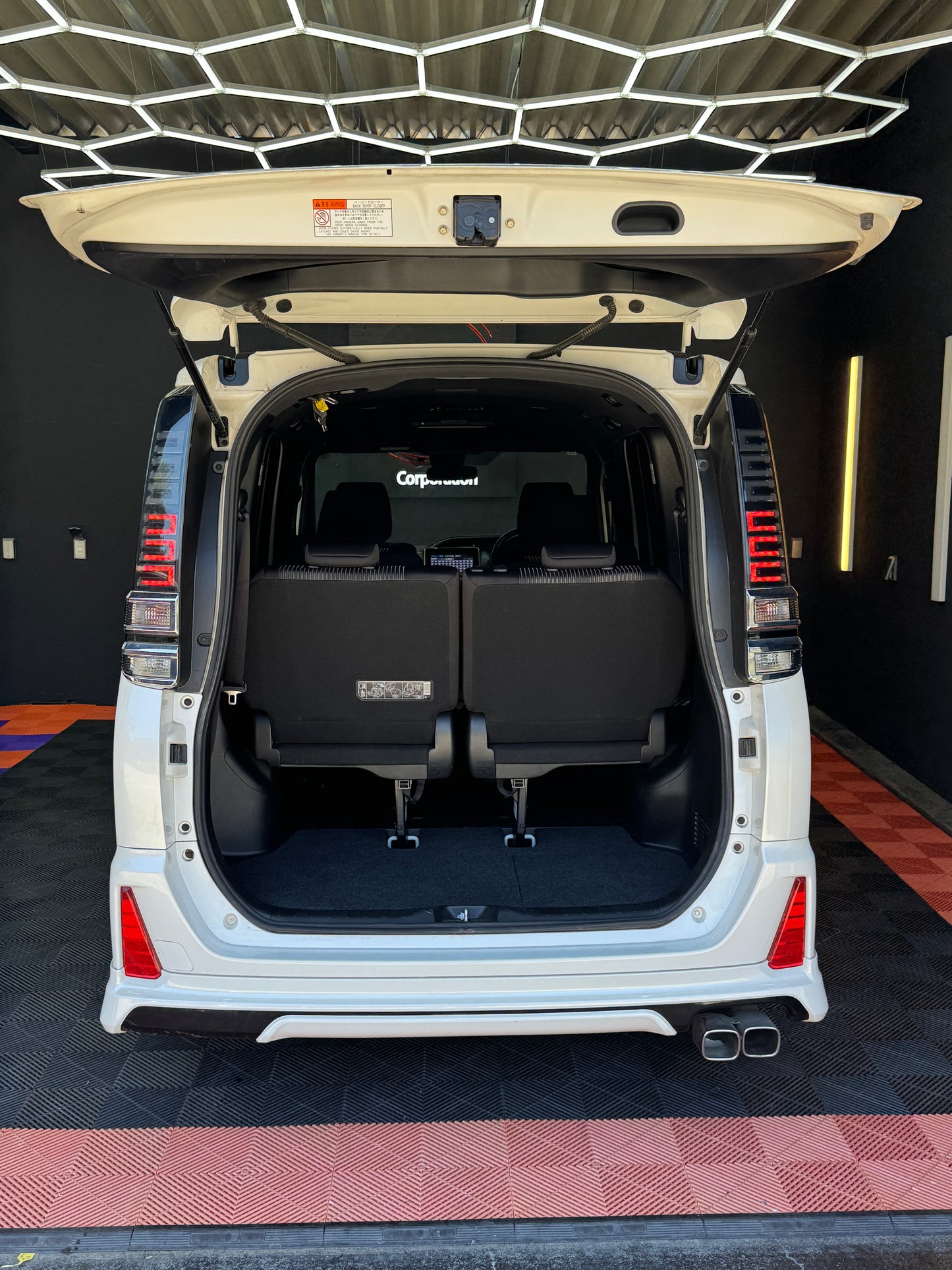 Toyota Voxy ZS Kirameki 4WD