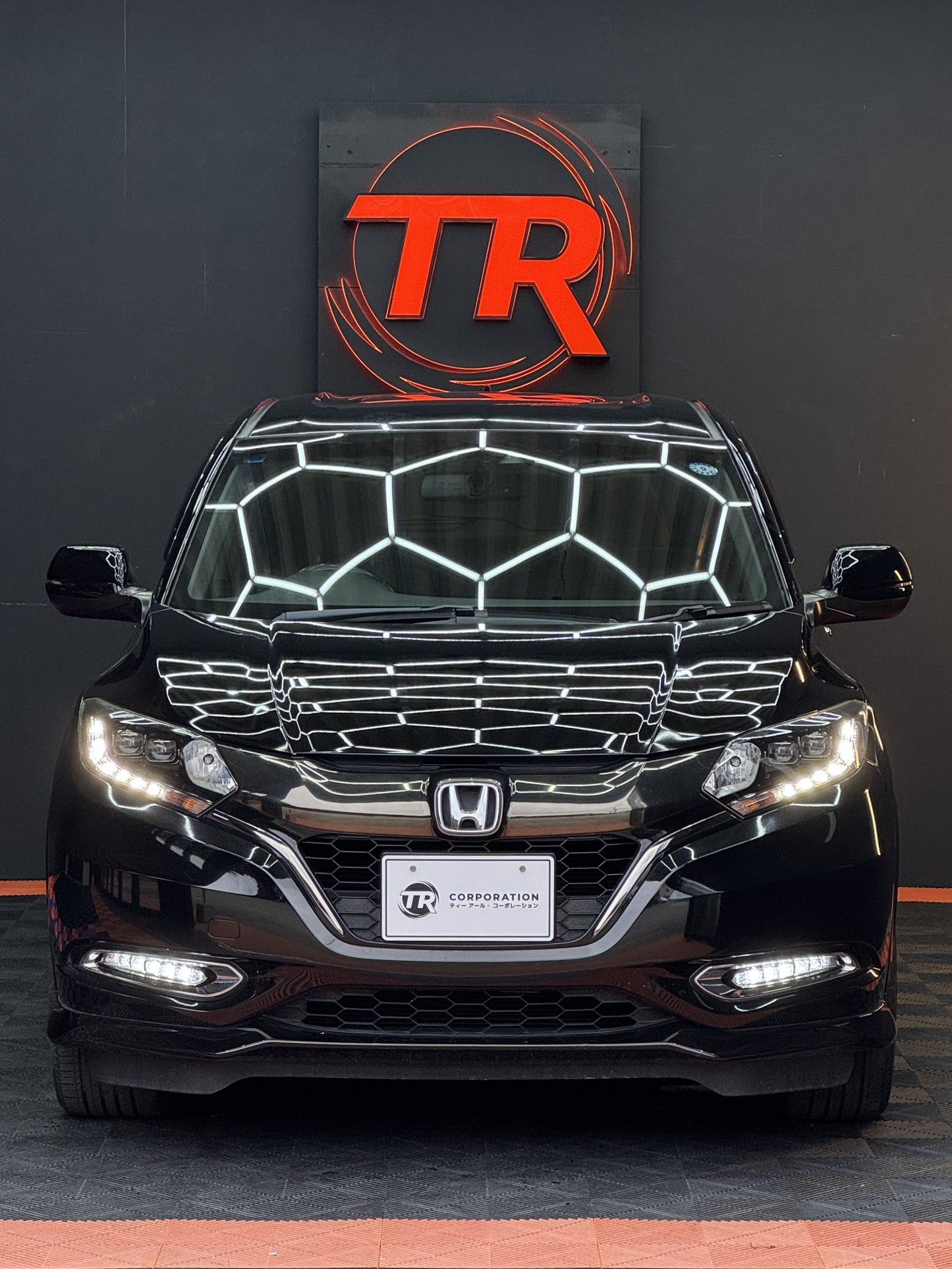Honda Vezel RS Hybrid Honda Sensing 2017