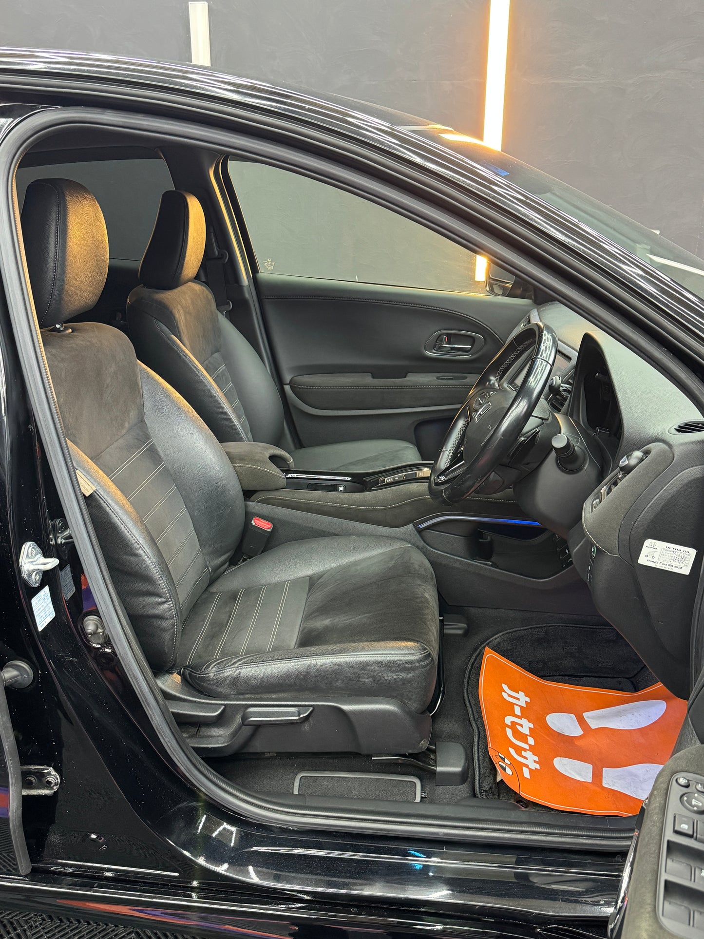 Honda Vezel RS Hybrid Honda Sensing 2017