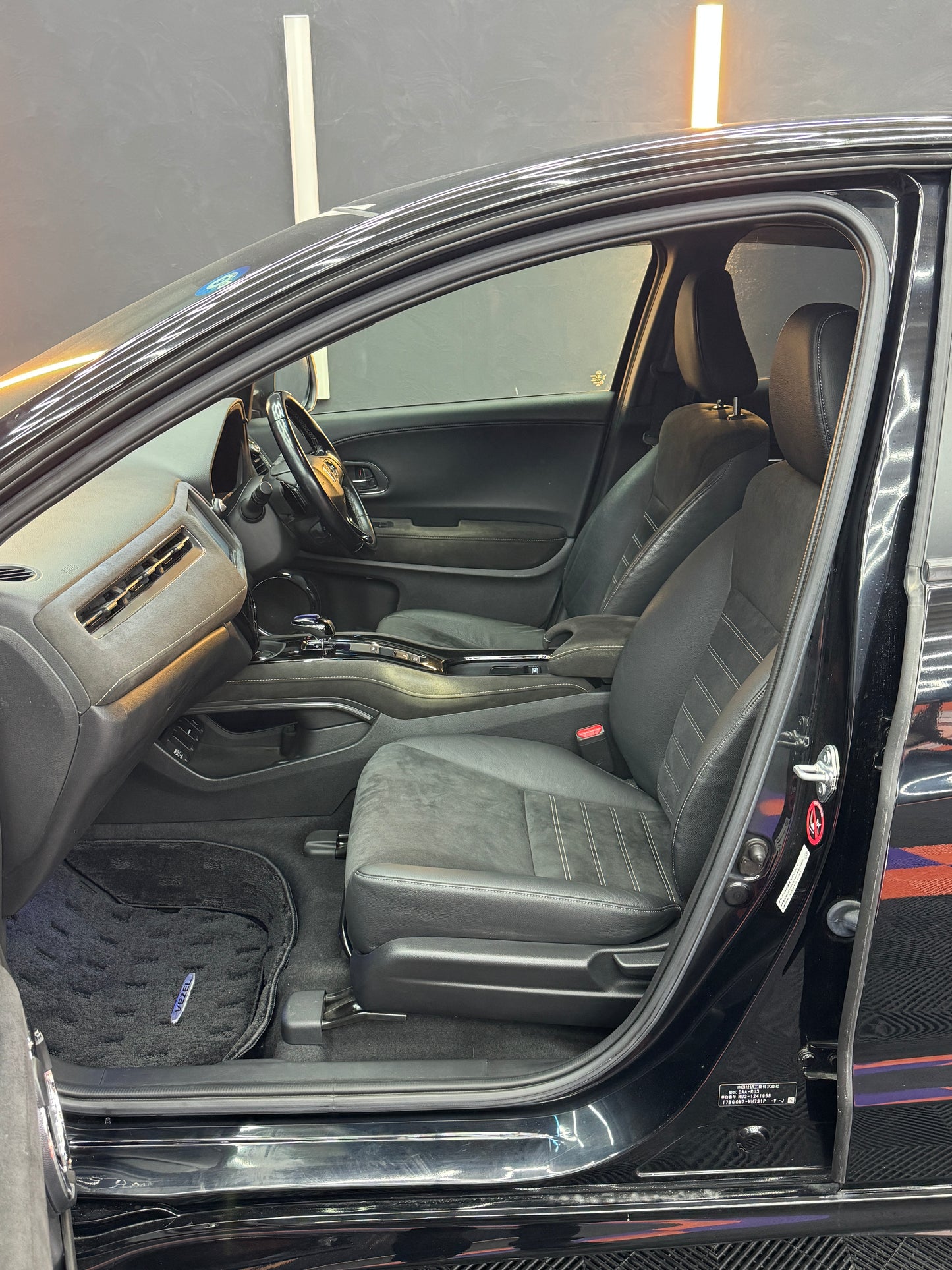 Honda Vezel RS Hybrid Honda Sensing 2017