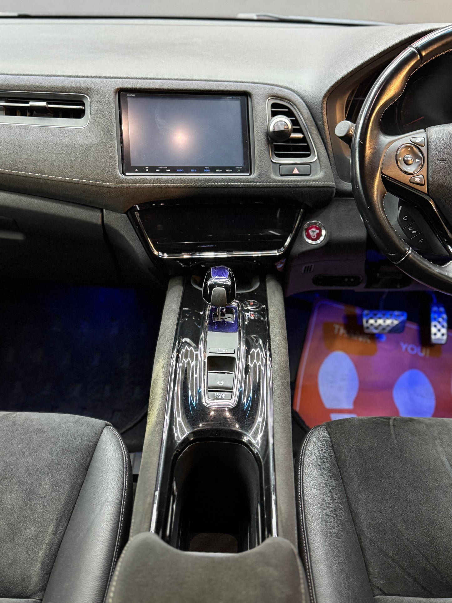 Honda Vezel RS Hybrid Honda Sensing 2017