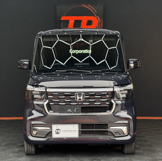 Honda N-BOX Custom 4WD