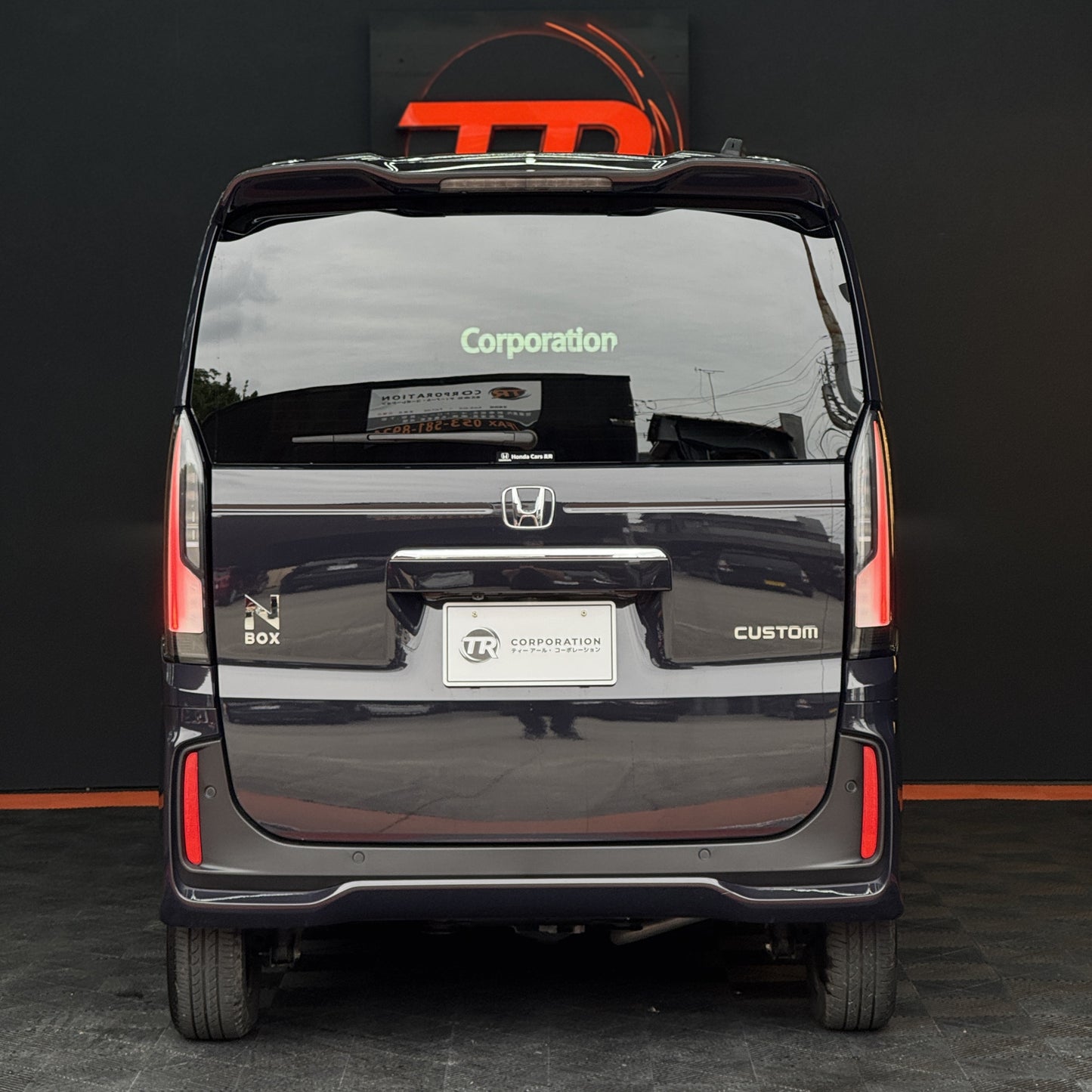 ホンダ N-BOX カスタム 4WD
