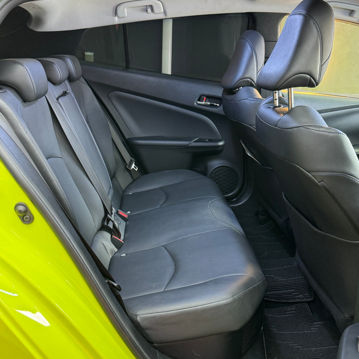 Toyota Prius S Touring Selection e-four 4WD
