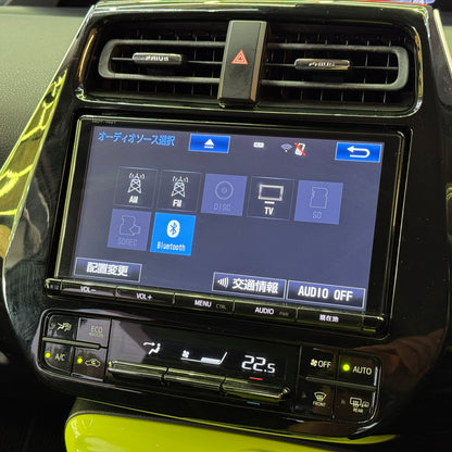 Toyota Prius S Touring Selection e-four 4WD