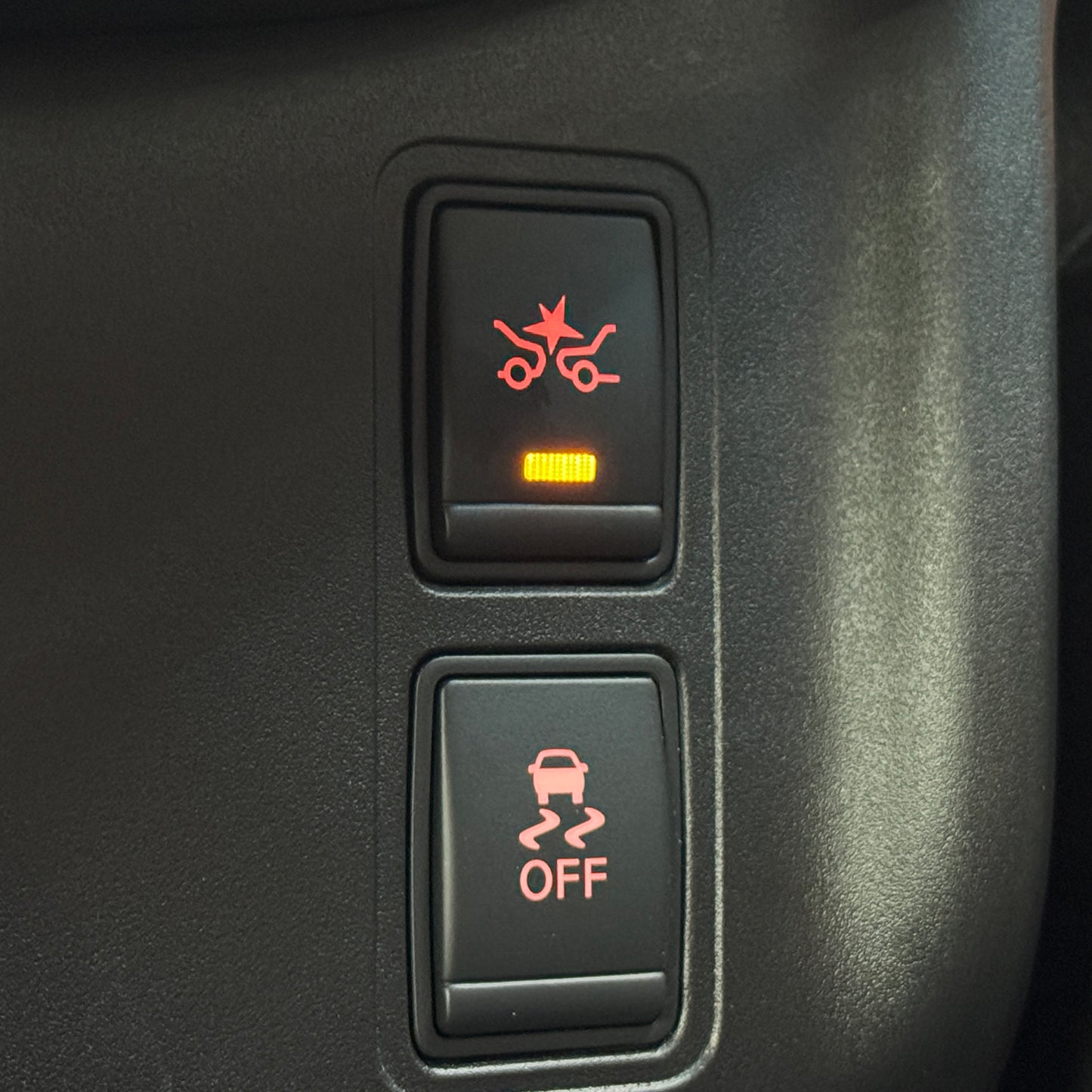 Nissan Serena Highway-star G S-Hybrid