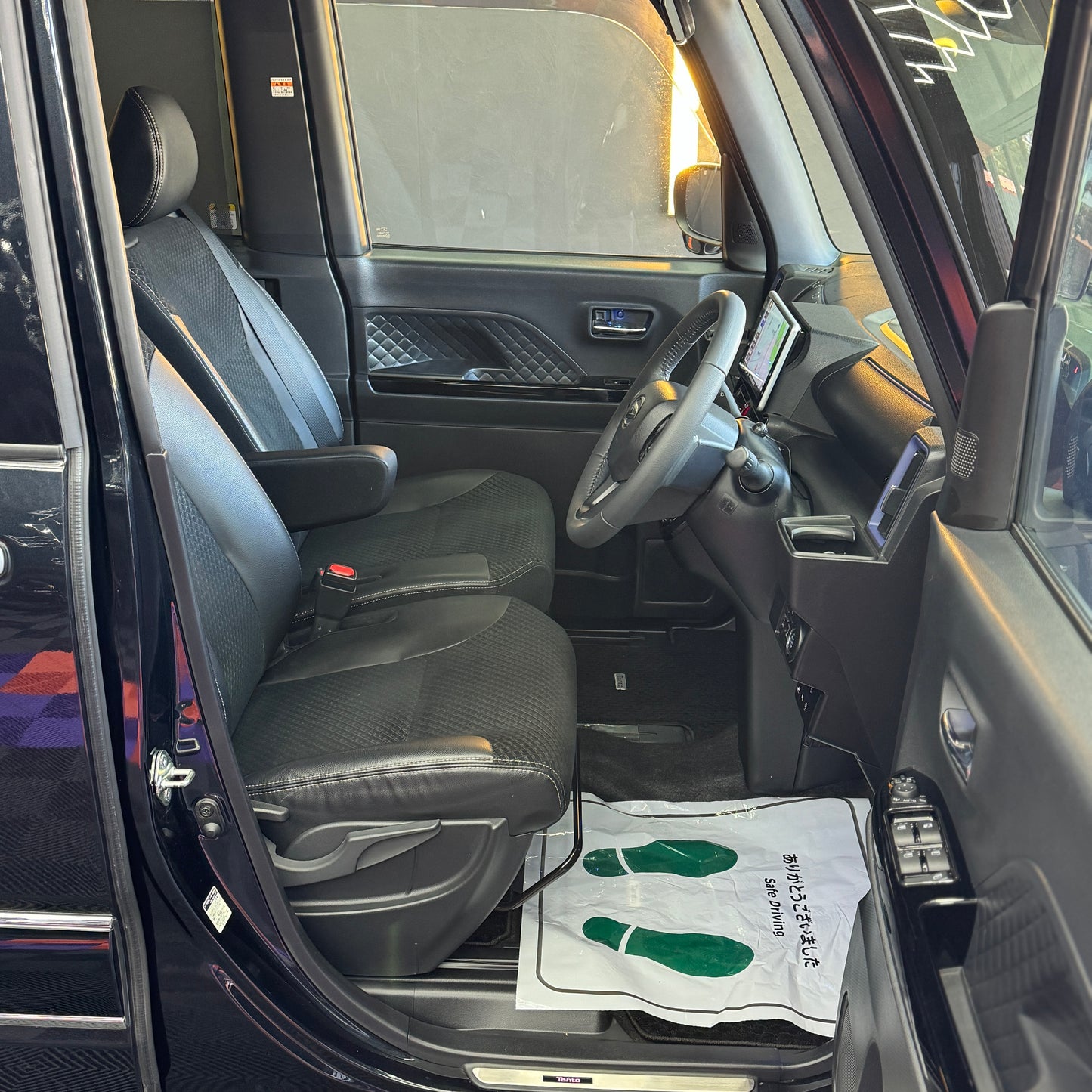 Daihatsu Tanto Custom RS Style Selection