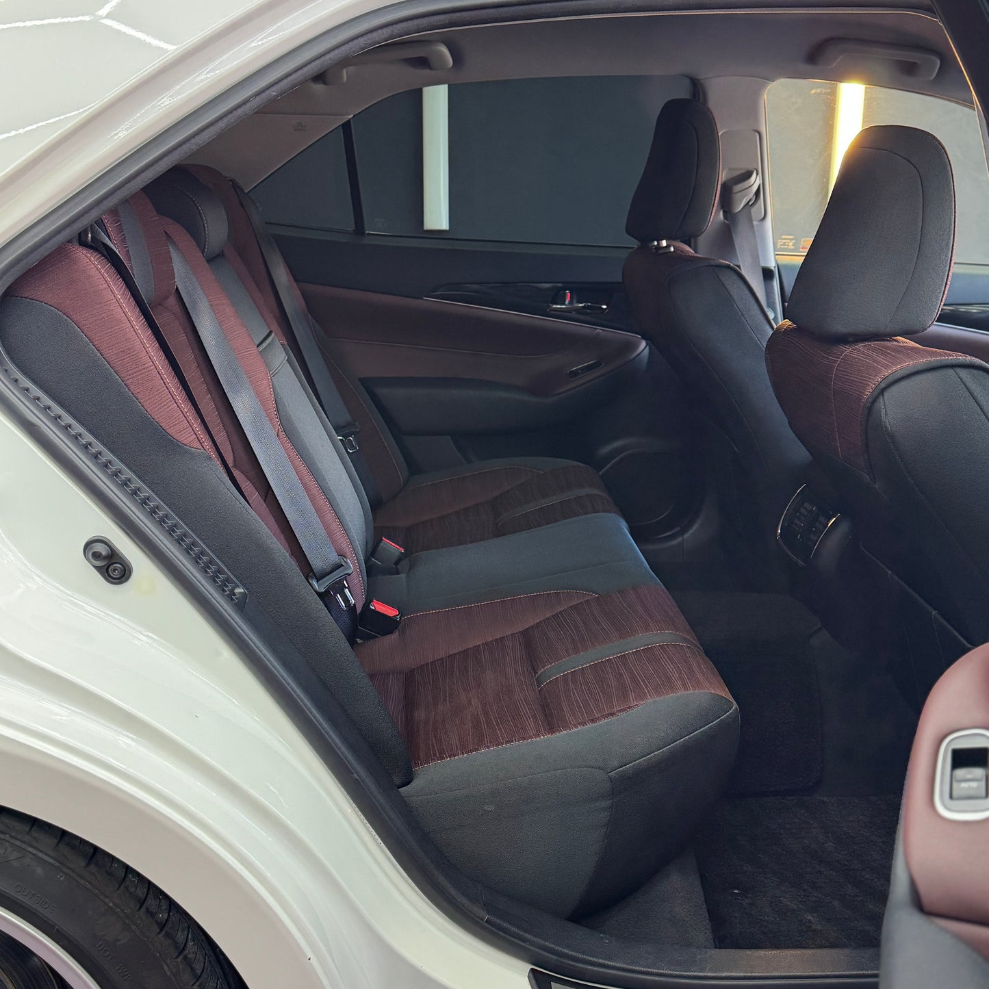 Toyota Crown Athlete-S Hybrid