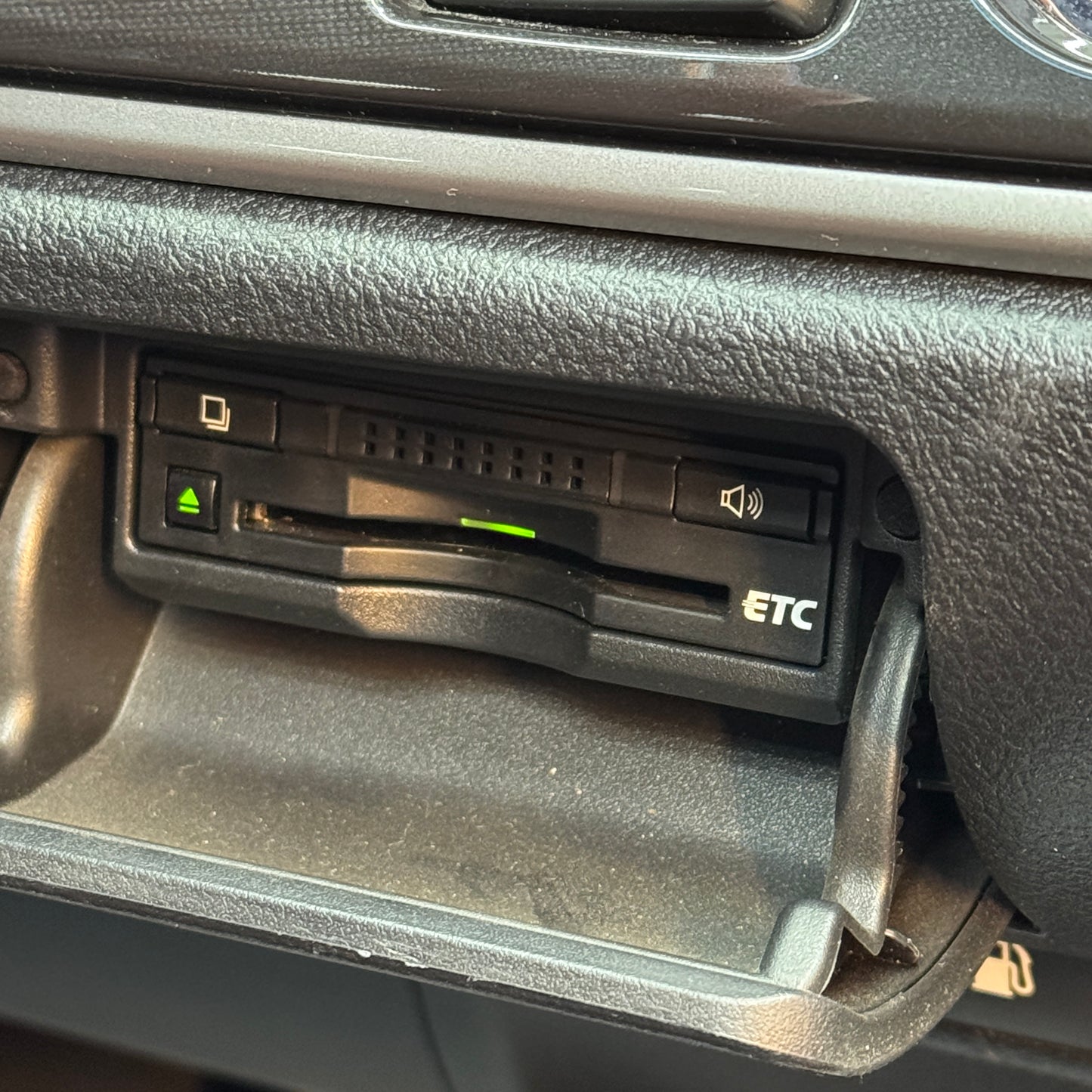 Toyota Crown Athlete-S Hybrid