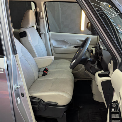 Nissan Roox Hybrid X