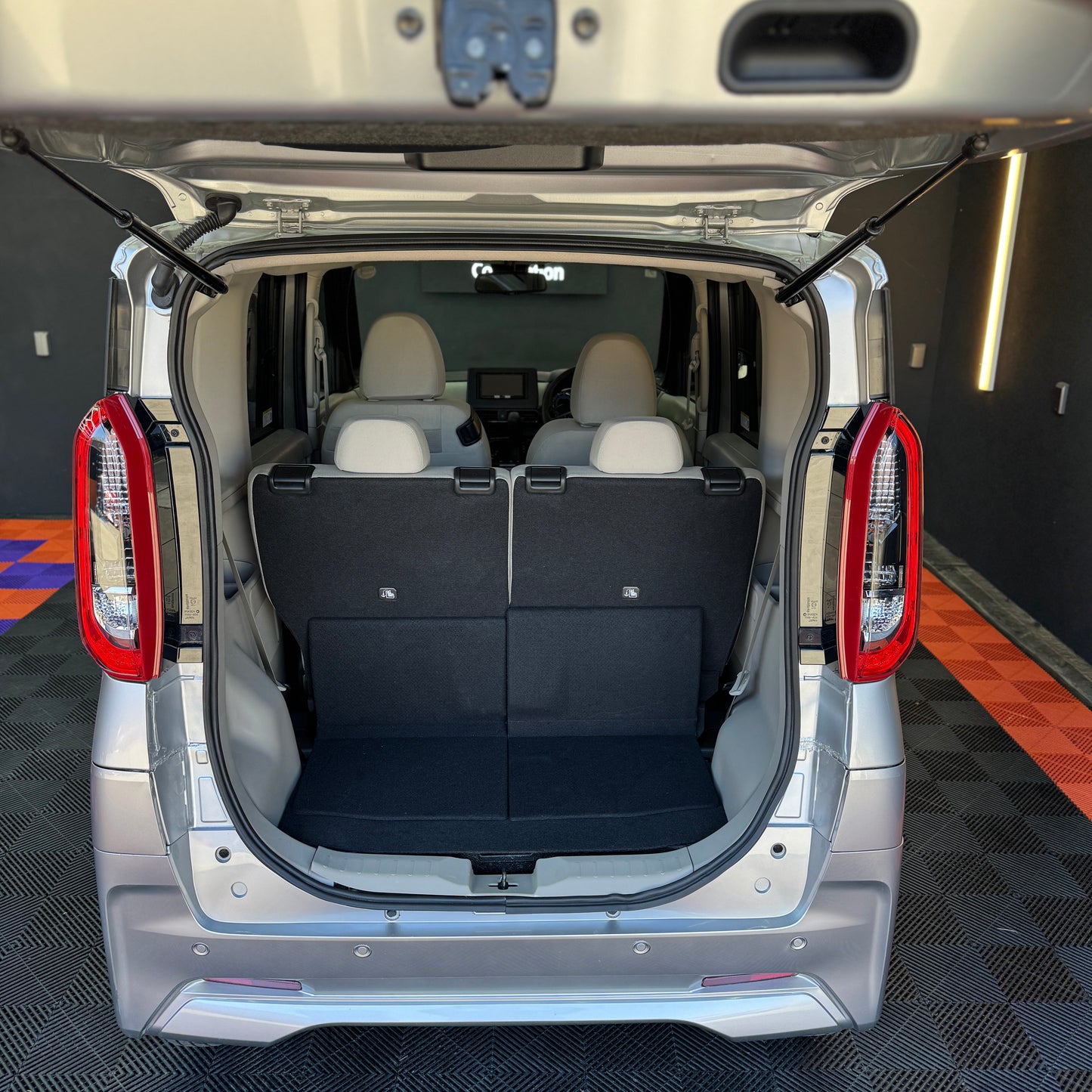 Nissan Roox Hybrid X