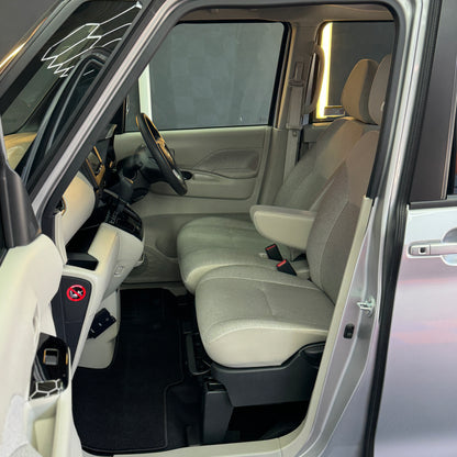 Nissan Roox Hybrid X