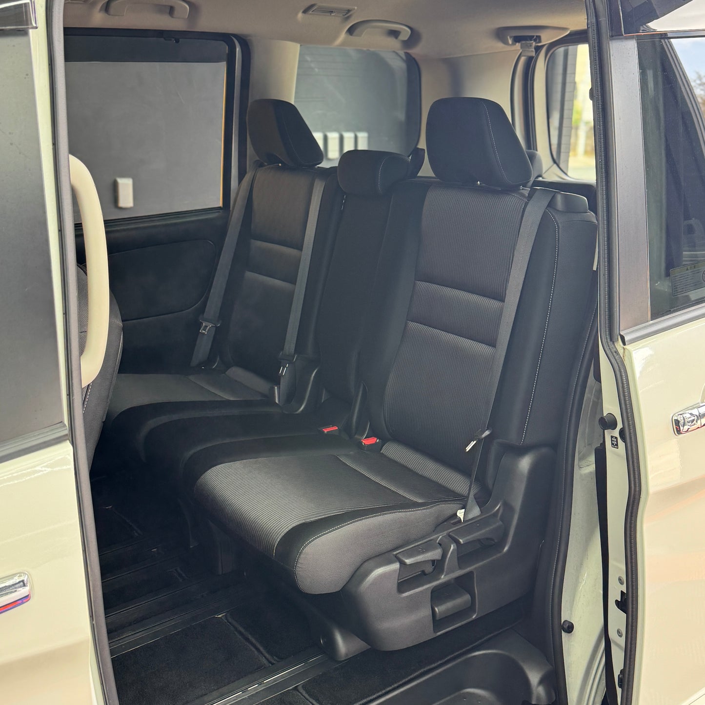 Nissan Serena Highwaystar S-Hybrid