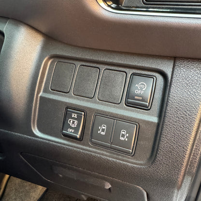Nissan Serena Highwaystar S-Hybrid