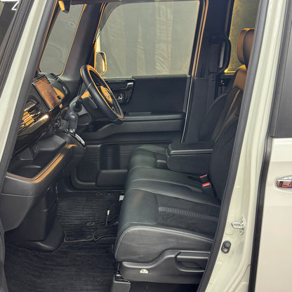Honda N-BOX Custom L Turbo